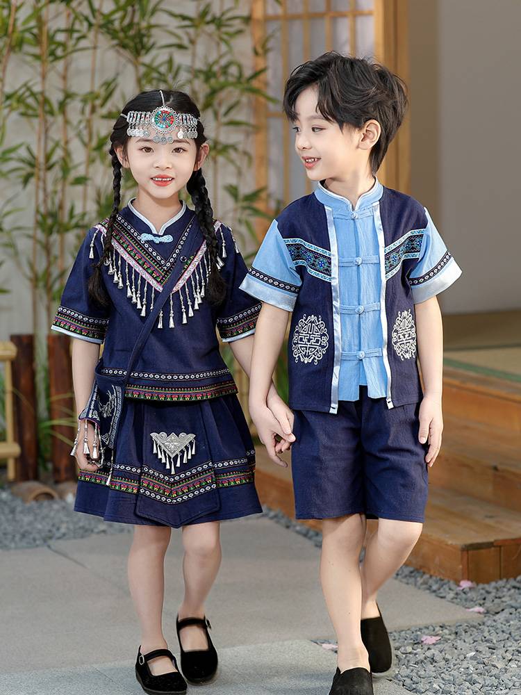 March III Children's Ethnic Minority Clothing Guangxi Zhuang Dai dance dance suit set spring and summer short -sleeved performance clothing