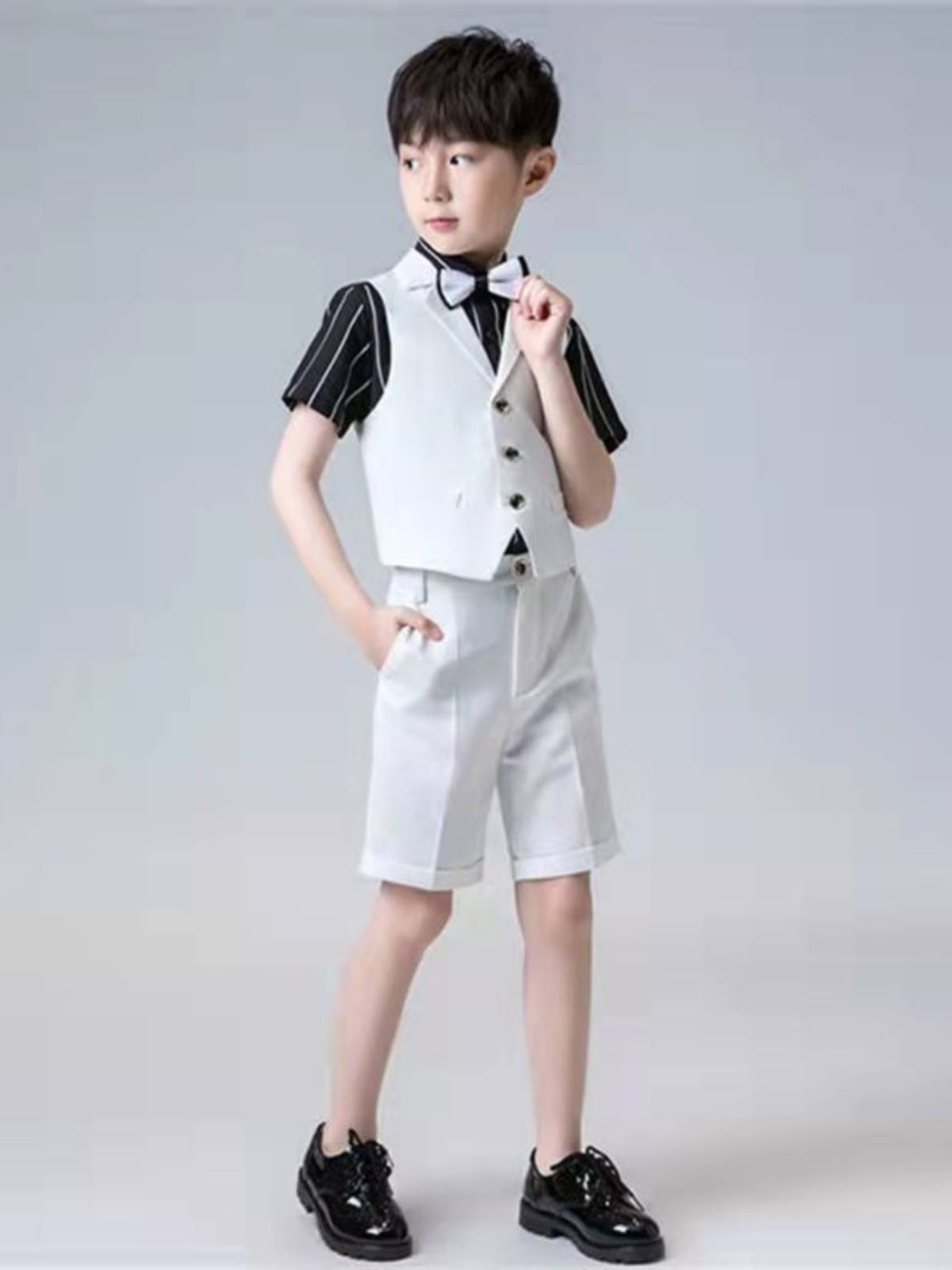 Boys in summer dress set Children in British handsome suit strap pants flower piano piano format show show show