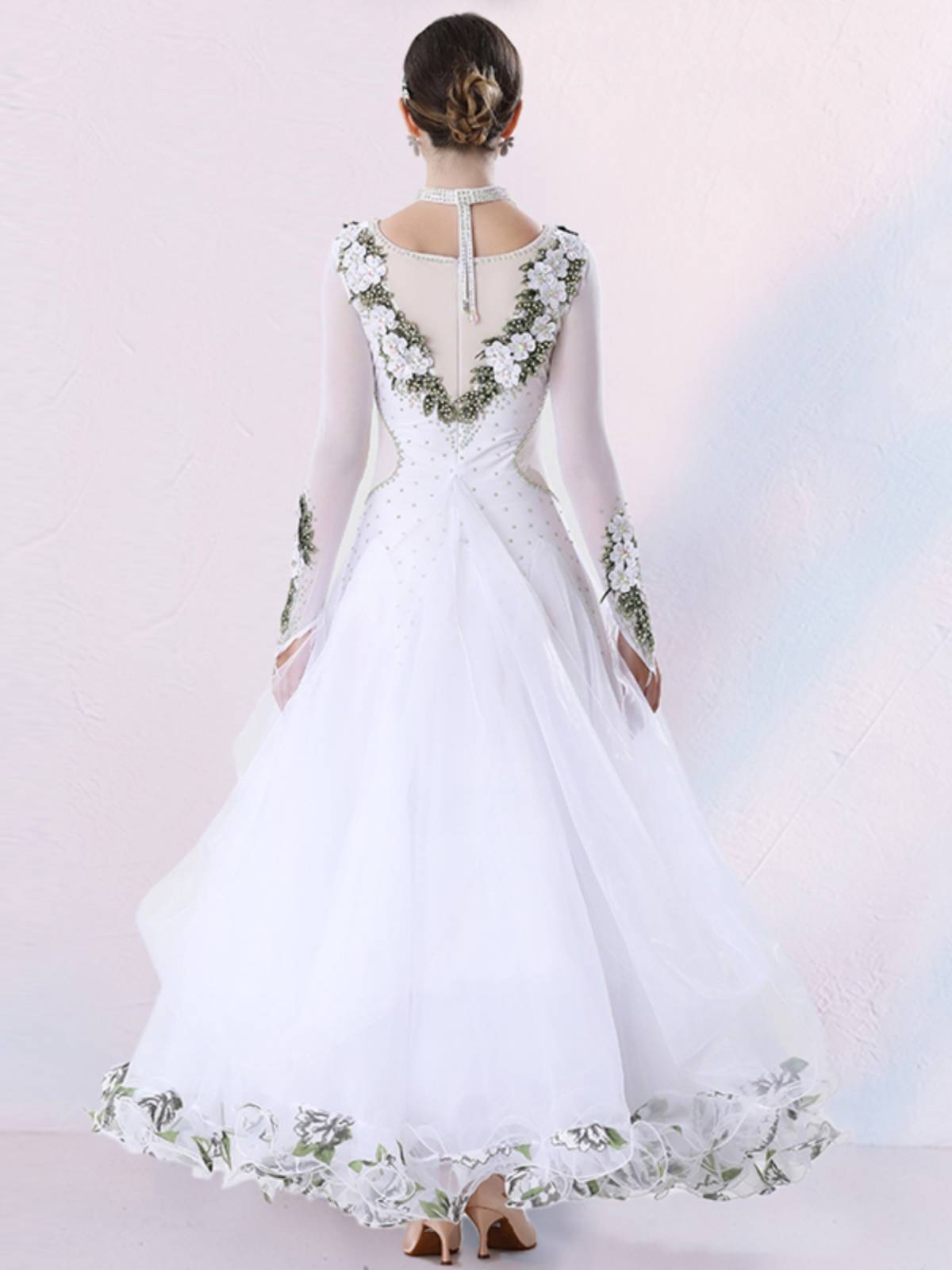 The new dress of the new dance of the dancer of the dance girl, the national standard dance professional competition suit Waltz high -end dance skirt performance suit
