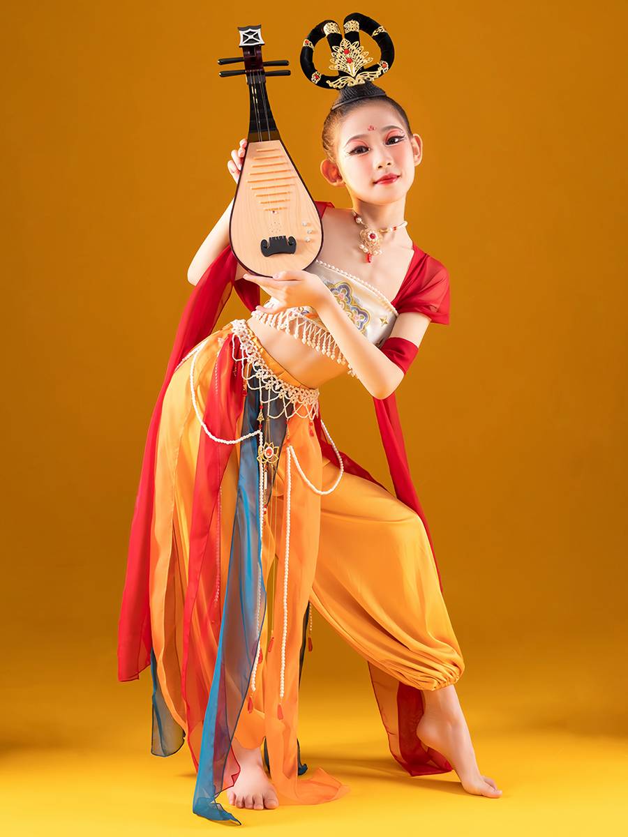 Dunhuang dance service children's flying Tianle Drum performance service rebounded pipa exotic prayer performance service