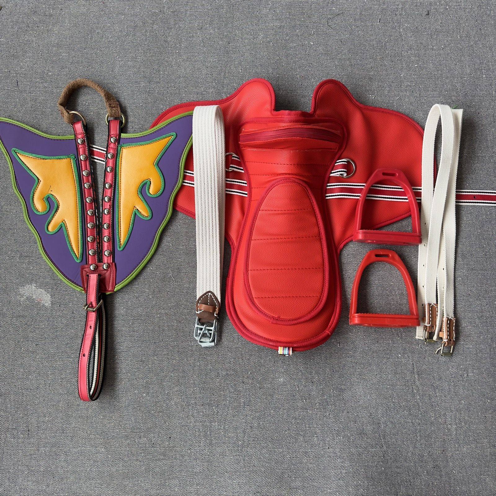 A set of red saddles