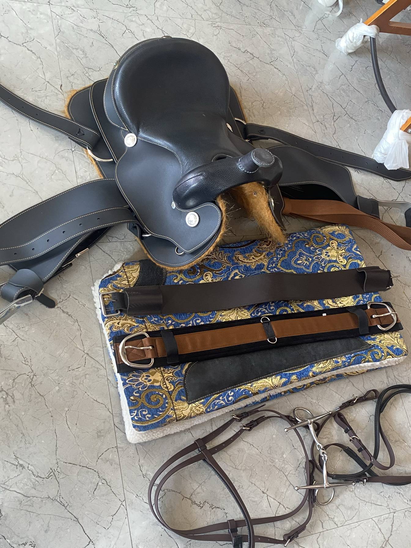 Imported west saddle, durable west saddle