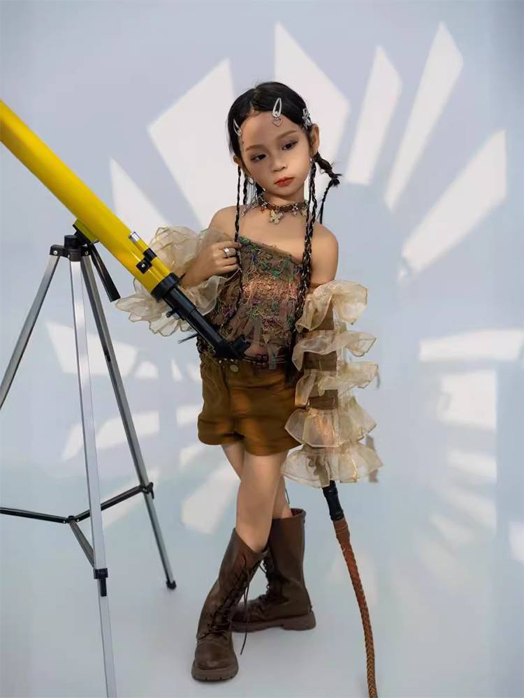 Girls' dunes wasteland Western denim locomotive style children's catwalk show car model punk performance service