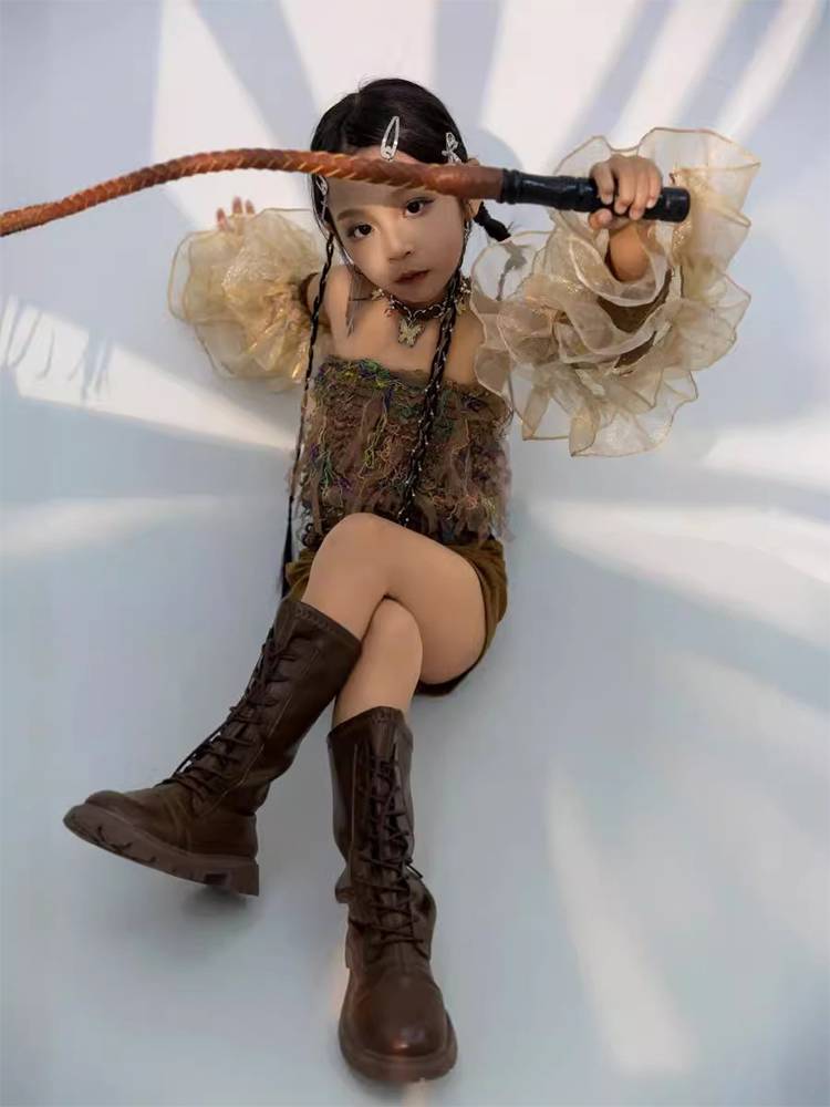 Girls' dunes wasteland Western denim locomotive style children's catwalk show car model punk performance service