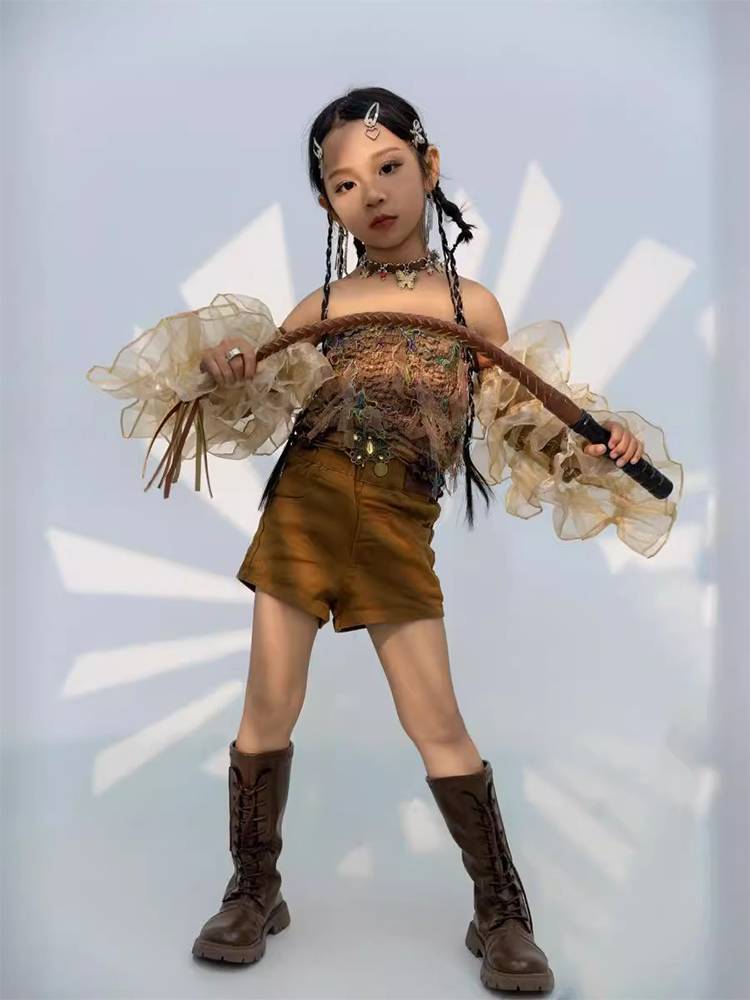 Girls' dunes wasteland Western denim locomotive style children's catwalk show car model punk performance service