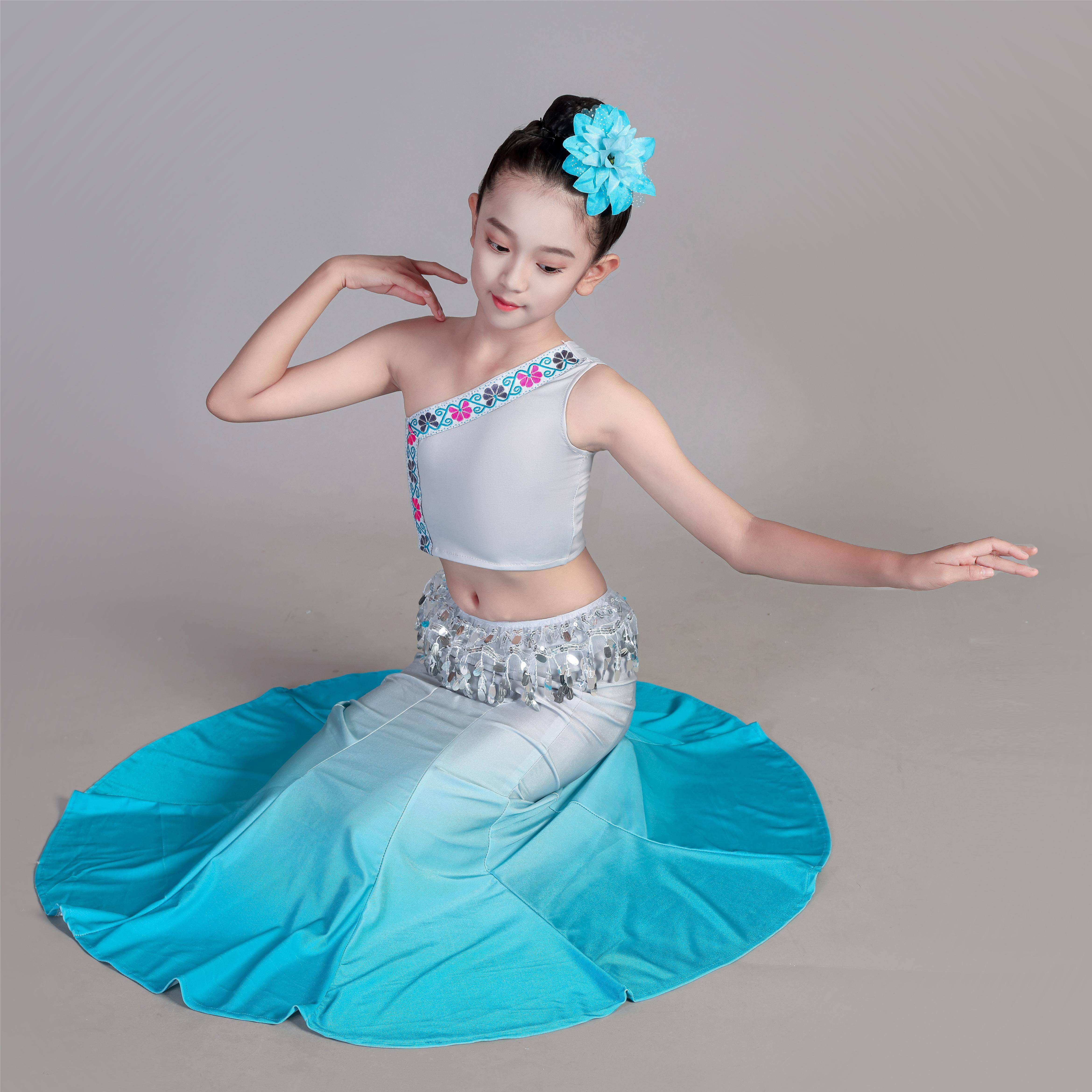 Children's Dai Dance Performance Series Peacock Dance Sequenant Slim Plug -in Fish Tail Skirt Performance Performance Single Back Set