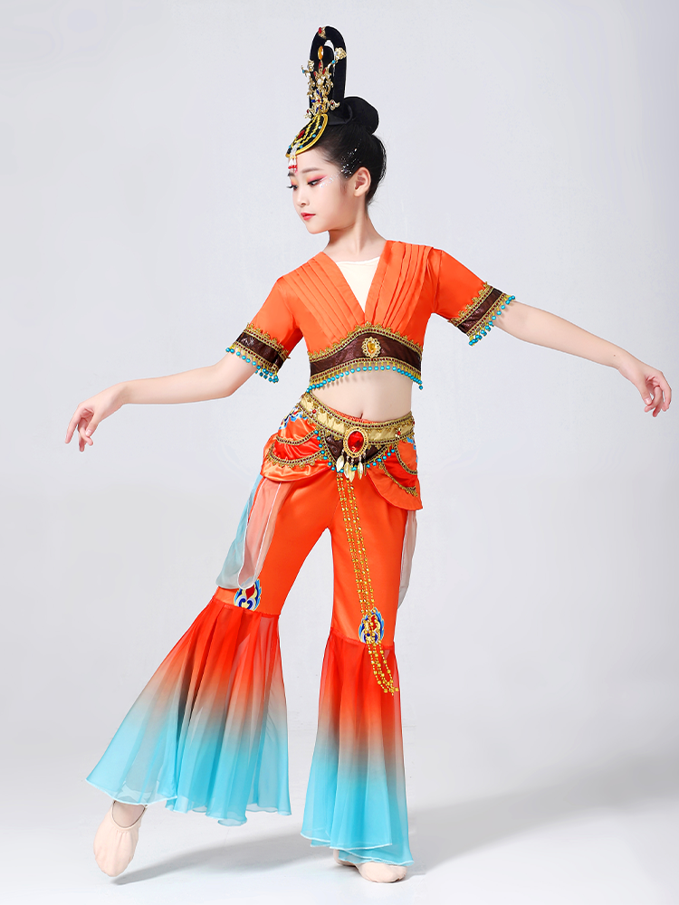 Dunhuang dance service children's flying sky performance rebound pipa exotic girl performance service Chinese style set