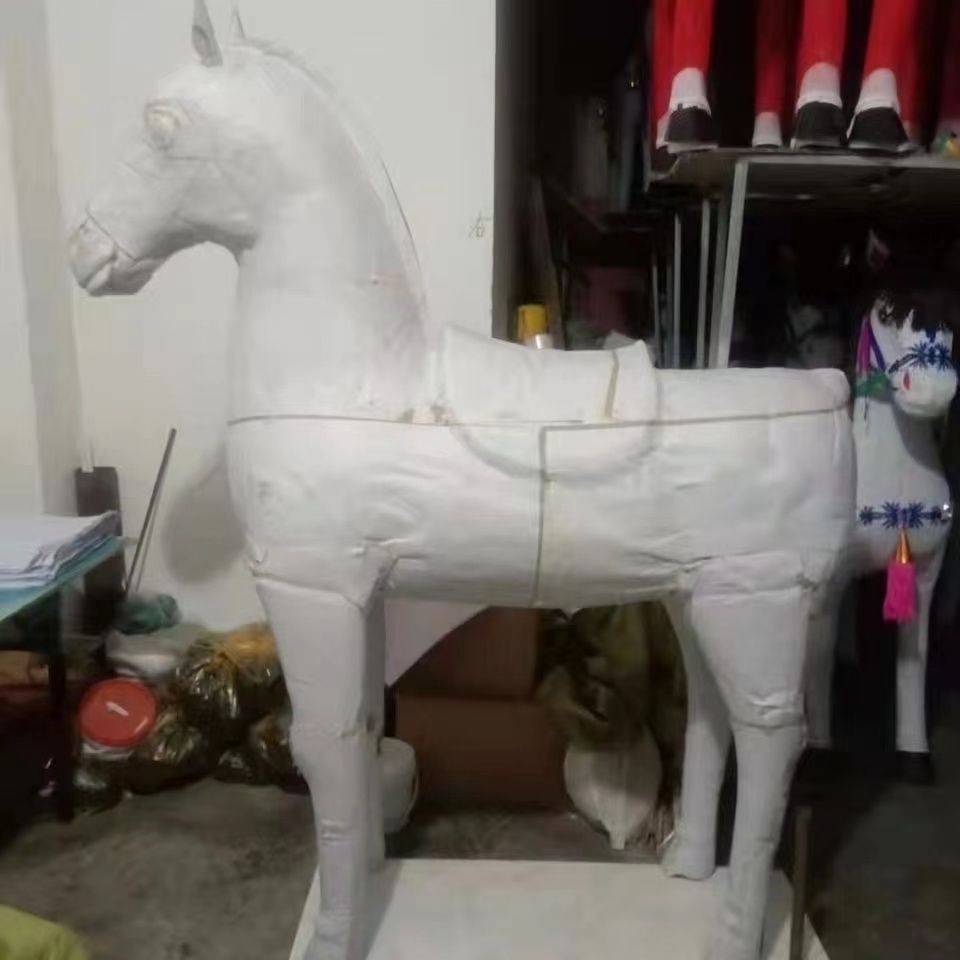 Funeral paper tie the semi -finished white horse red horse and thick cowhide paper horse -white products manufacturers direct sales