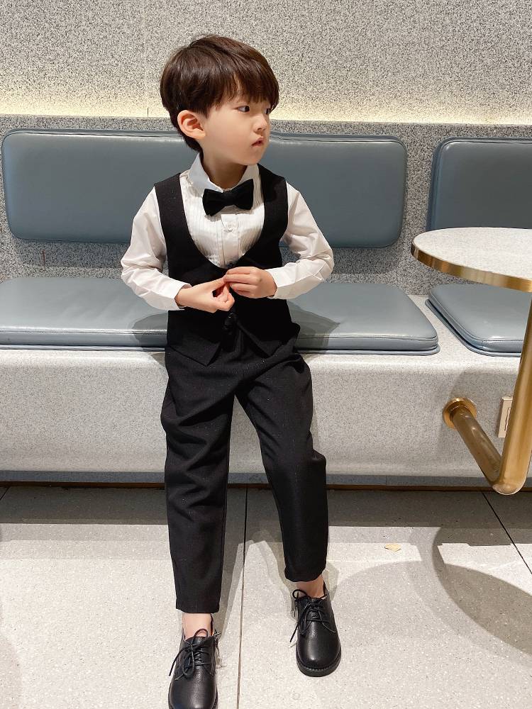 Spring Korean version of boys shirt suits, British new temperament children host catwalk show piano performance suit