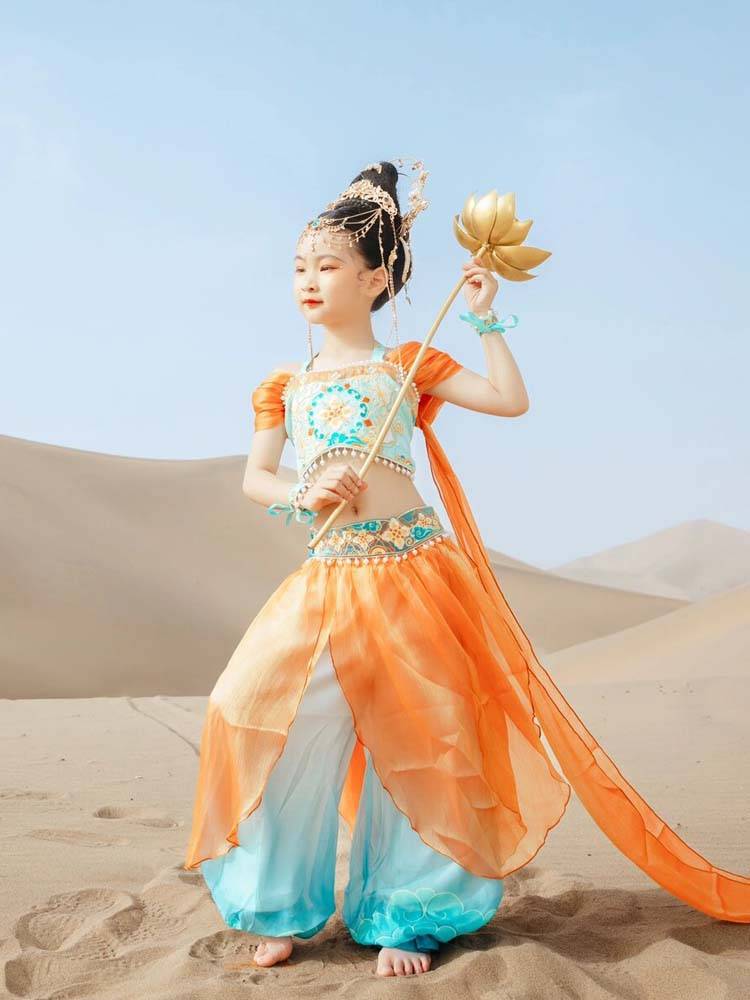 Dunhuang Feitian Children's Performance Service Girls Music Drum Hanfu Dance Service Classical Dance Exotic Style National Performance Service