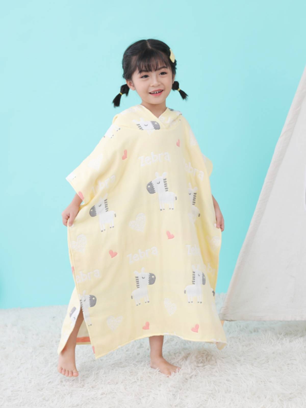 Children's bath towel cloak with hat, cotton gauze absorption super soft swimming children summer bathrobe baby can wear hood