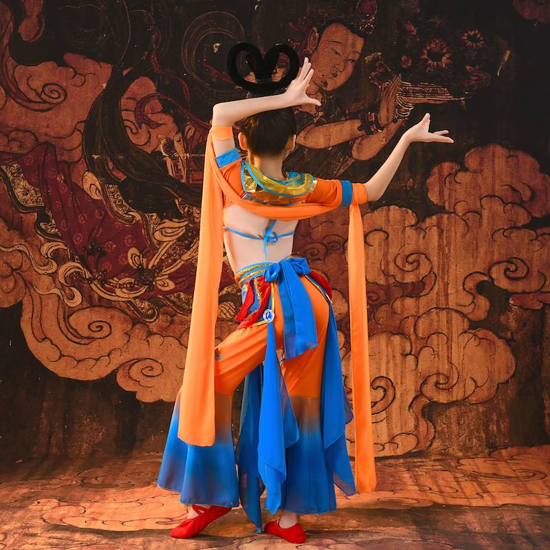 Children Dunhuang Feitian Dance Clothing Performance Service Girls' elegant Chinese style classical dance rebound pipa performance suit