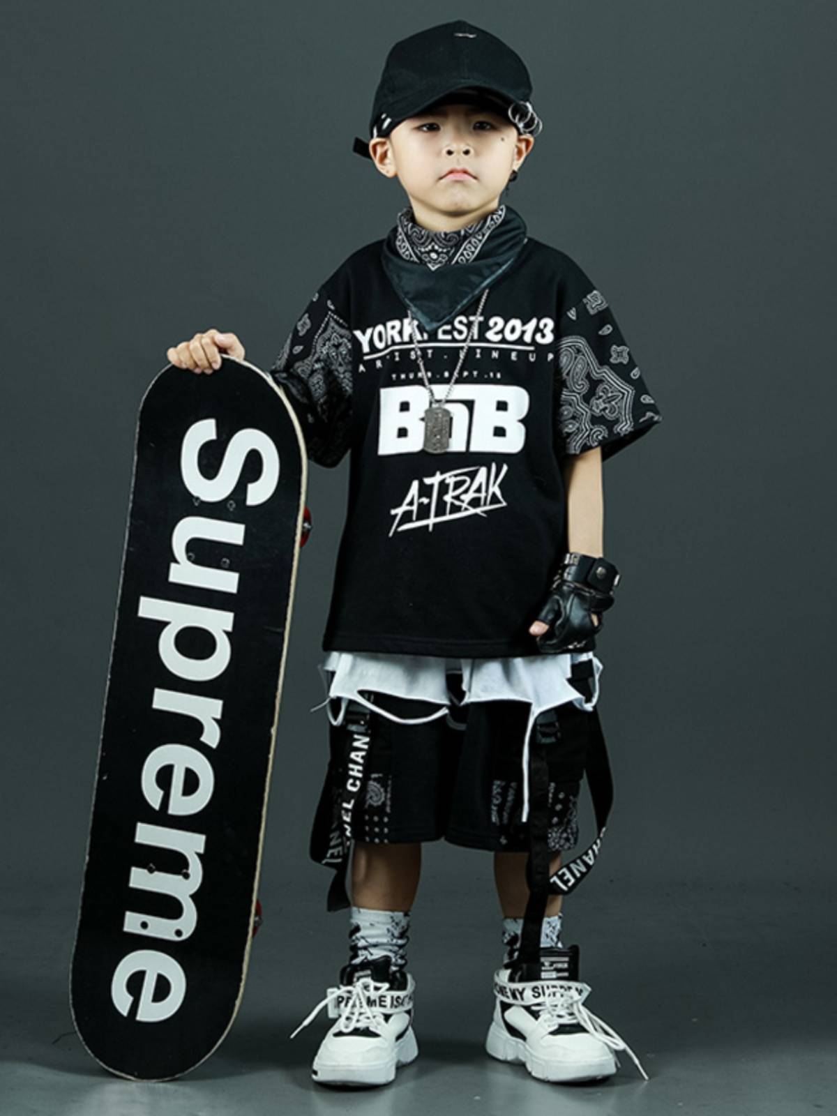 Children's performance service in summer new little boy hip -hop trendy set children's catwalk shelf shelf table acting clothes