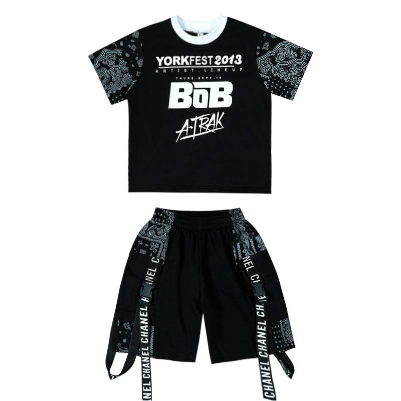 Black short sleeves plus black shorts