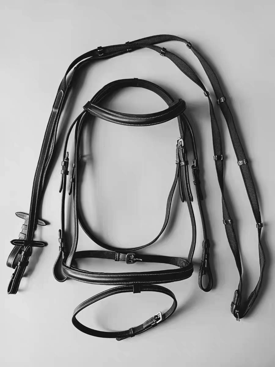 Cowhide leather reins, British equestrian pups, reins, iron horses, water horses, water pellet reins, full sets of