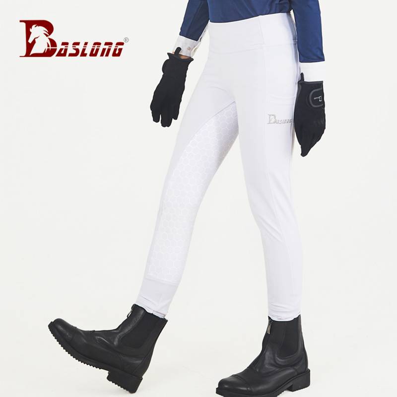 Horsepants, eight-foot child horsepants, knights' costumes, men and women riding in the spring and summer with their thongs