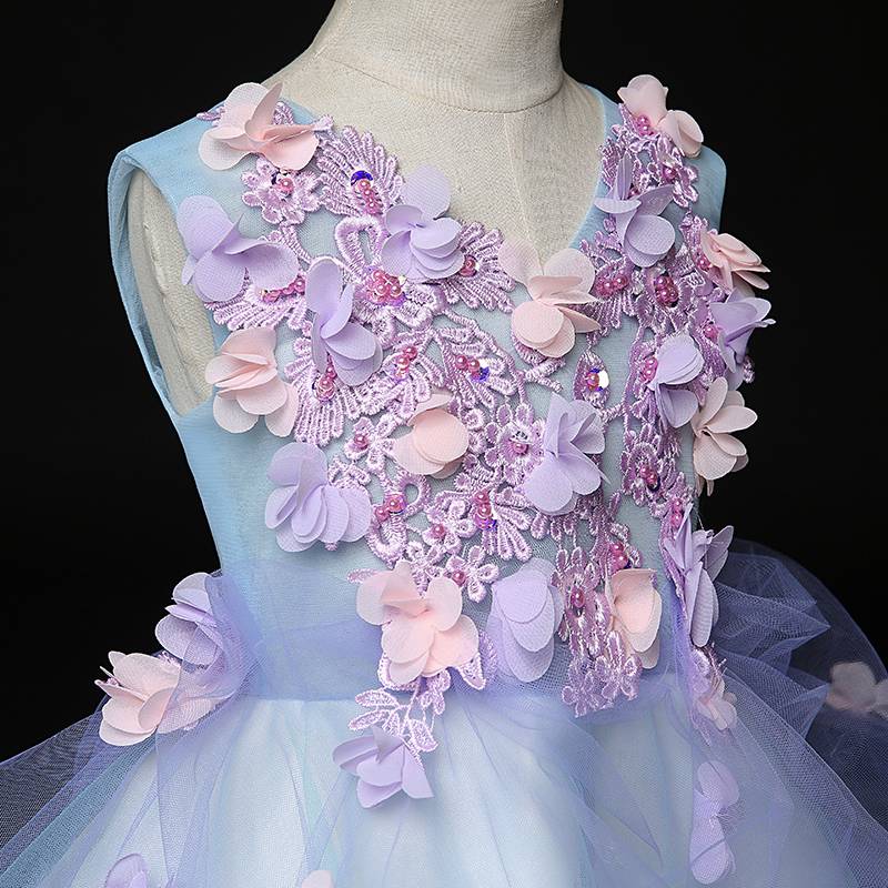 The new girl flower fairy birthday flower boy Peng Pongchang is short and back, long -after long host of the party, piano performance service princess skirt