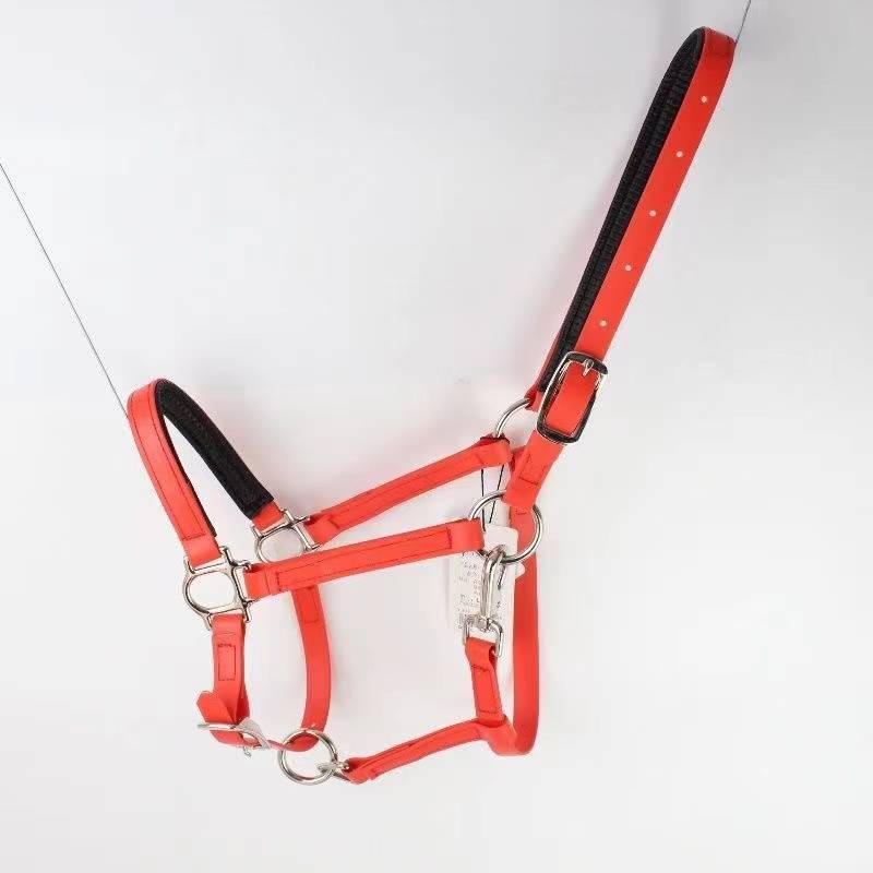 The new PVC horse -headed horse cage -headed horse supplies horse