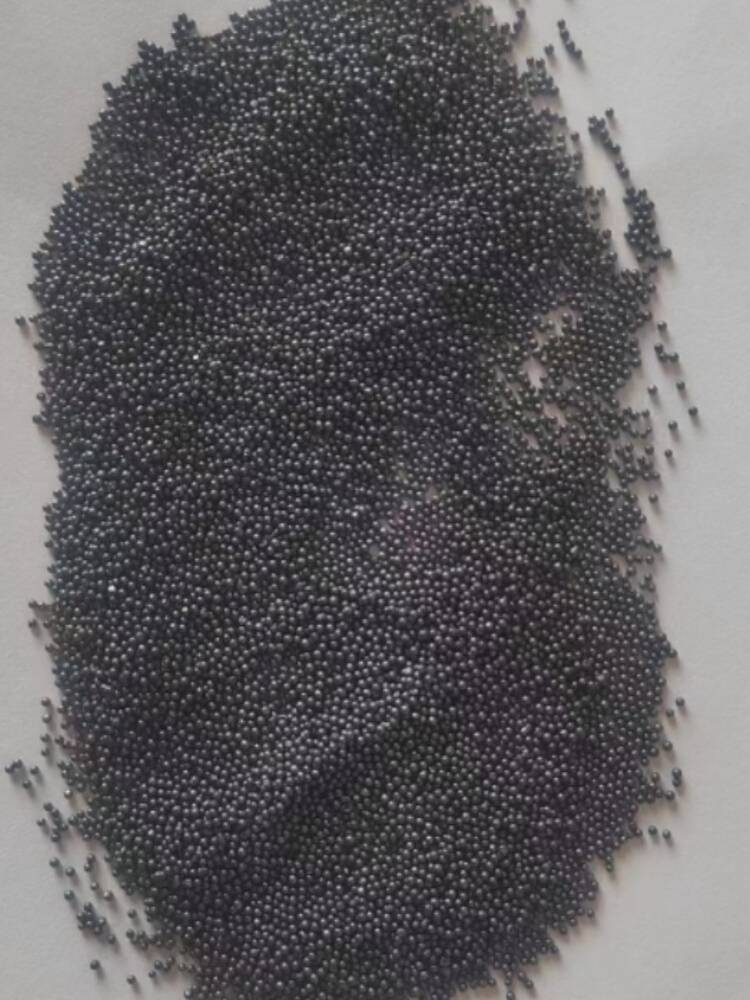 The traditional radiant radiance of iron and steel sand against Tai polar iron sand's palm carries a weight-added circle of solid heart