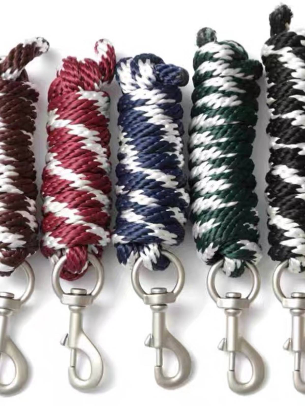 Hand -woven equestrian traction La Molf Soda Tau Tau Tauch -tap The rein horses steel rope Put a dog rope special hook