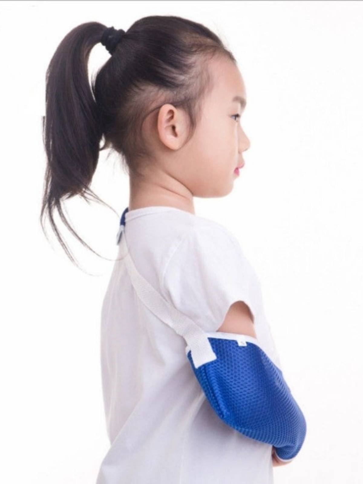 Children's front arm suspender arm dislocation protective protective protective gelasia lysoscopic wrist niche reciprocating hand stretching
