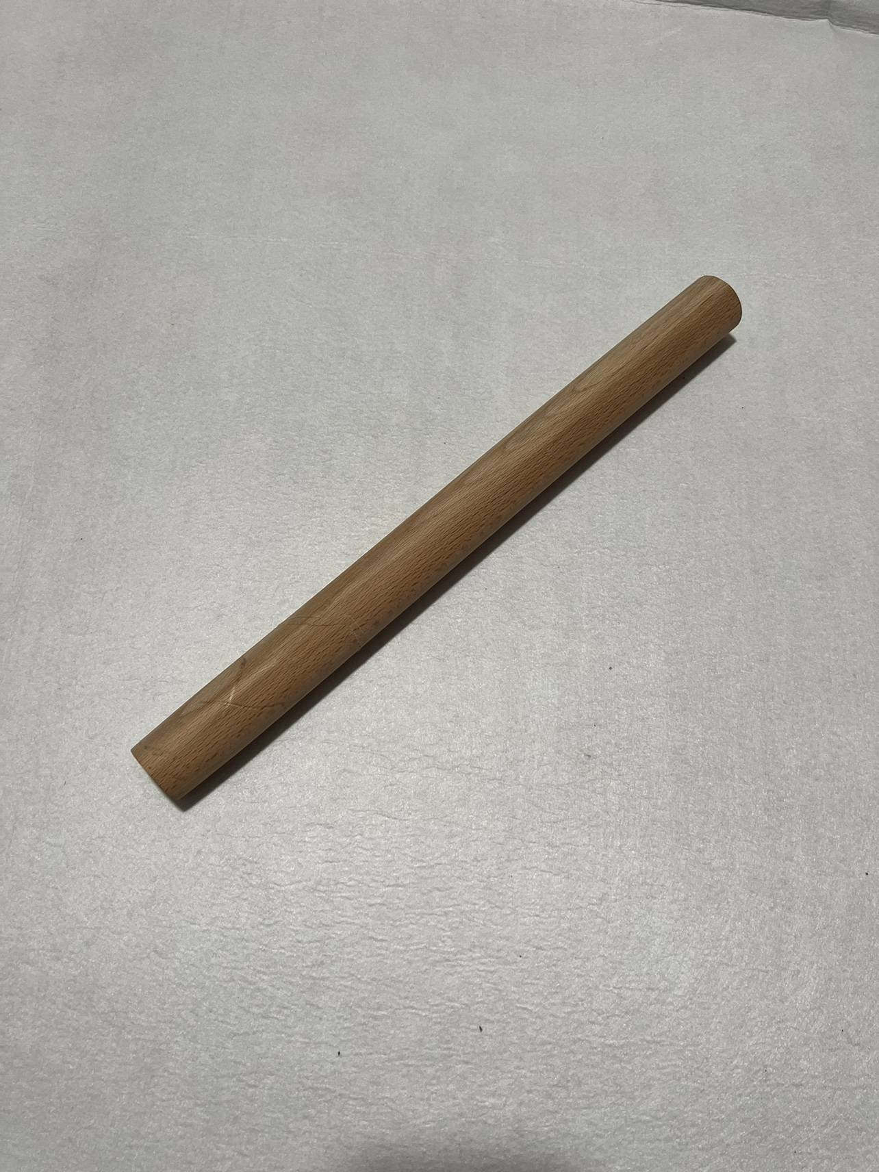 The diameter of the white wax wooden stick and wooden handle is 3.6 cm of coarse hedge with the wood to put the iron pupae