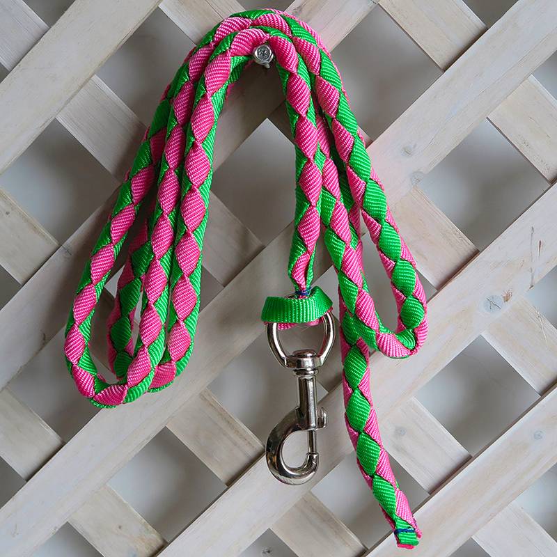 Straw-green hand-coding, lamarline and coarse alloy hooks, 16 mm in diameter