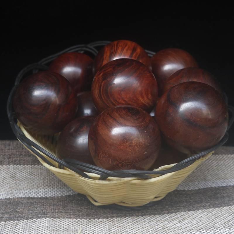 Solid wood Laos big red rosewood handball health ball practitionership hands -on fitness massage handball flaw defect