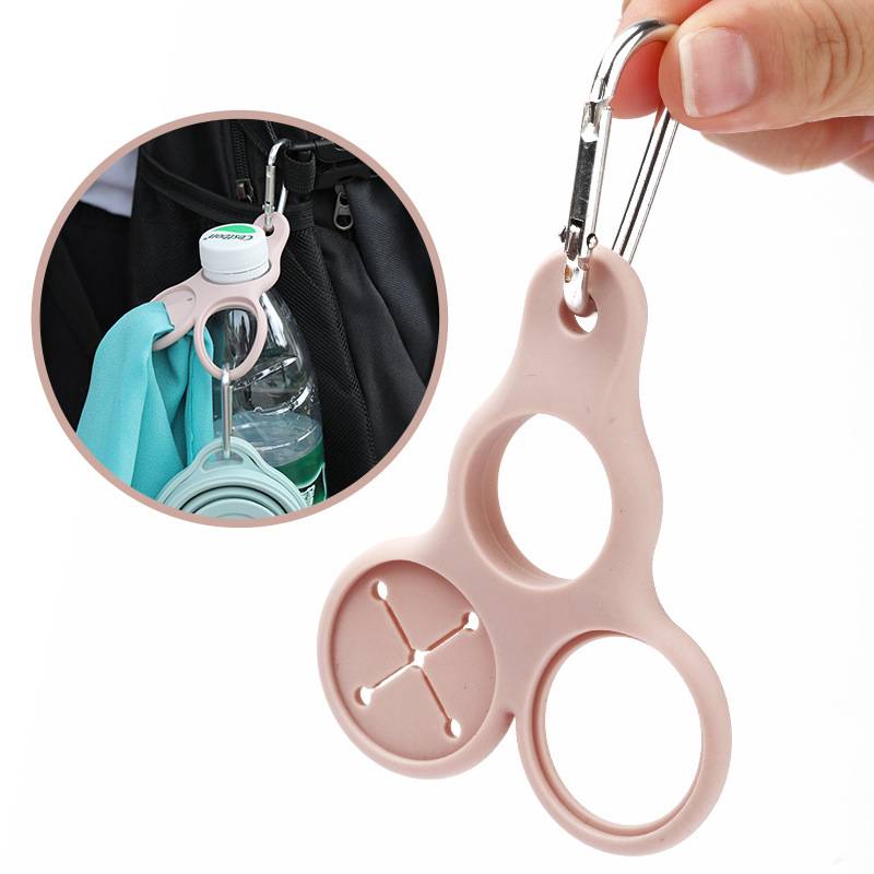 Outdoor water bottle hanging buckle beverage and mineral water to store artifact climbing belt backpack with towels to link
