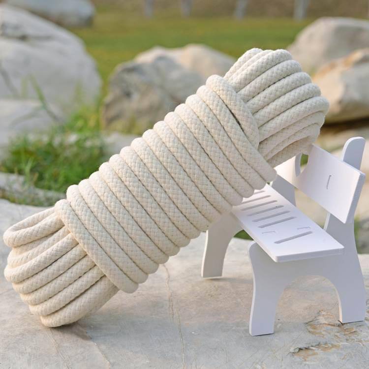 EssenceTie Niu Special Rope Slip Blood Blossom Blind Neck Cage Cage Cage House -resistant Rap Horse Rope Horse Rope Plug -in