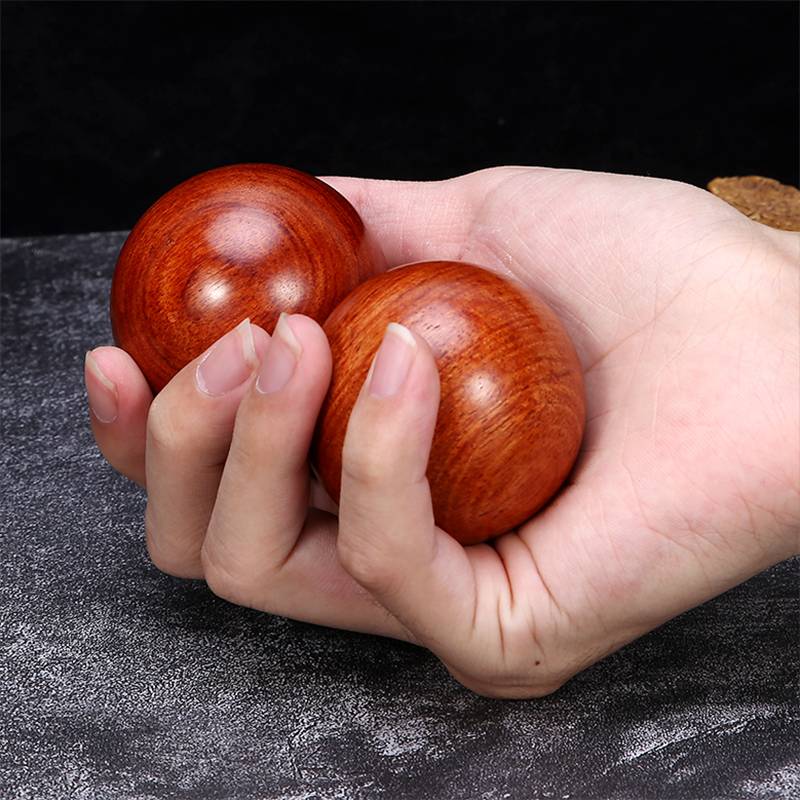 Yellow Pear Pyramid Health Board exercises hands-in-the-hand old man's hand training
