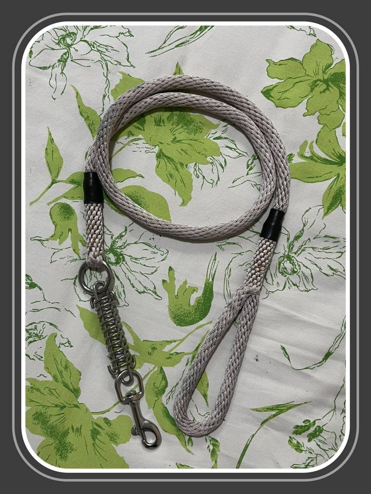 Large fierce dogs and dog traction rope Small and small pet dog explosion -proof dog rope horses rope hand -woven dog rope