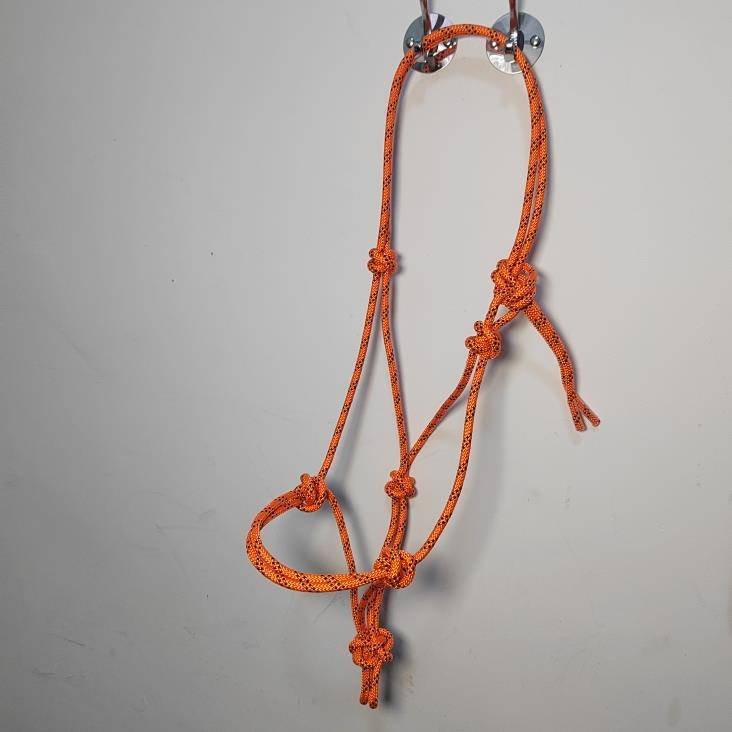 Nylon rope horses leading the leader of the head and hand -woven faucet