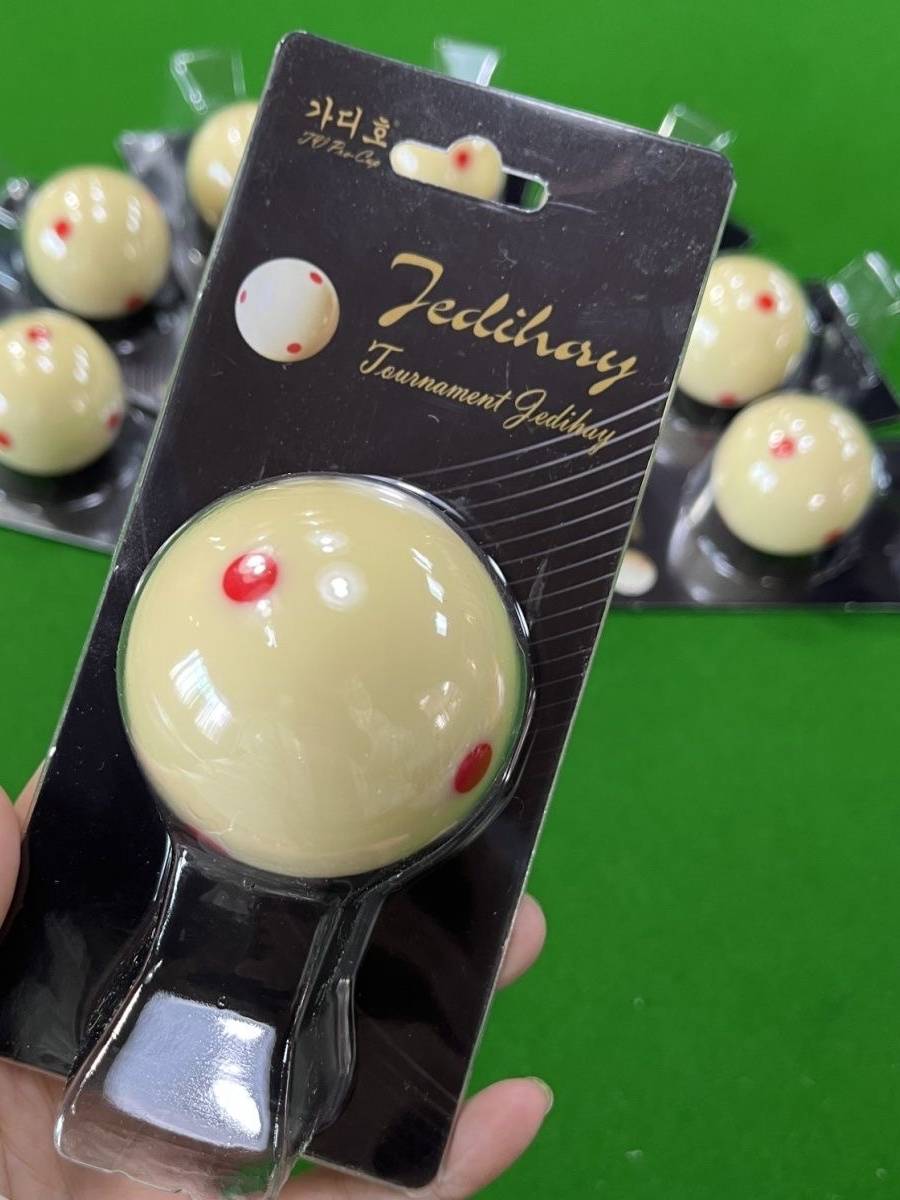Billiards Mother Ball in Taiwan Crystal Ball Standard Black Eight Mother Package Snooker Training S 6 -point Mother Ball Sale