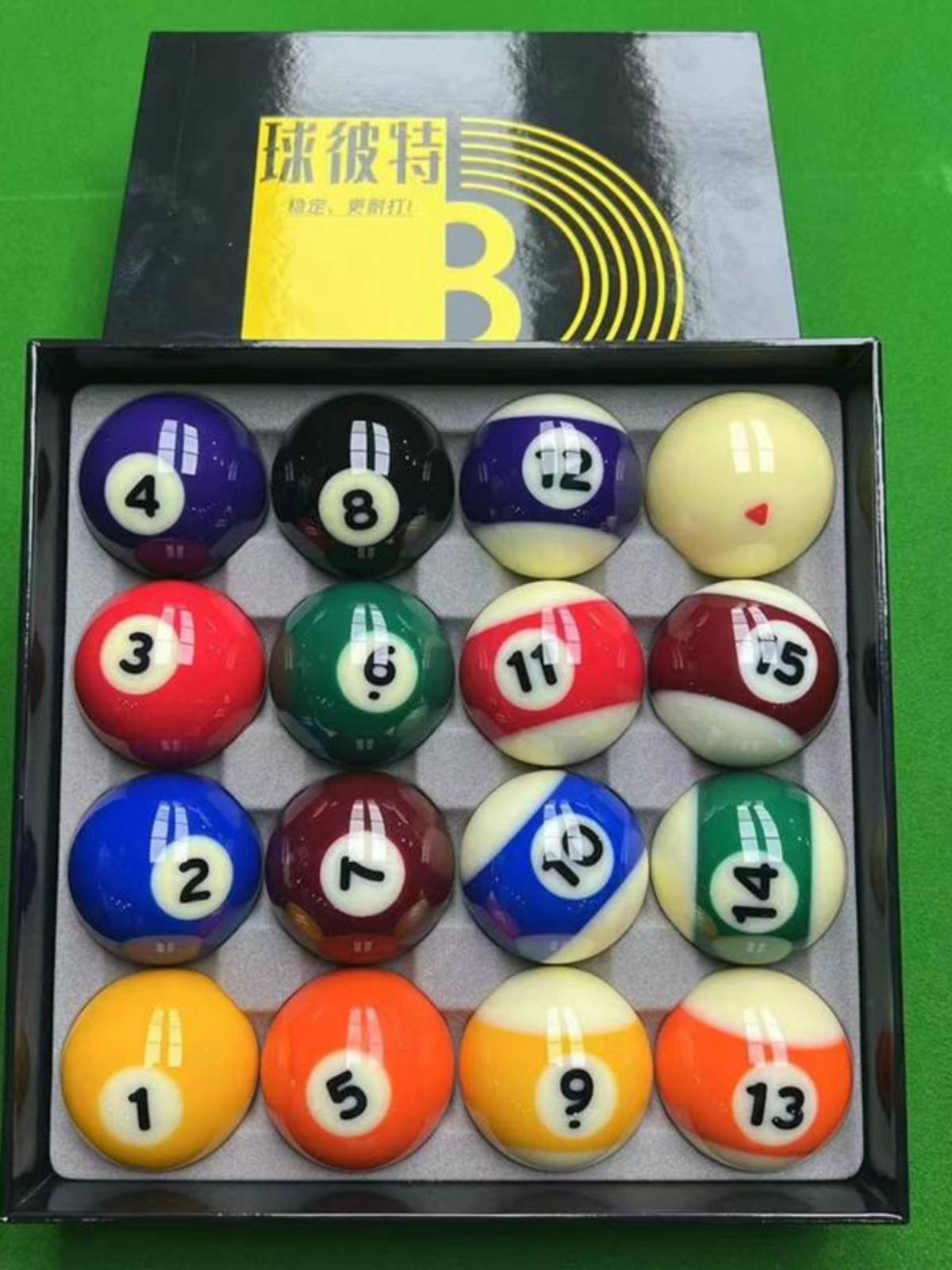 Belgian table ball black eight ball imported World Championships Black ball aluminum box Snooker Agile Metamin Award Silver Award