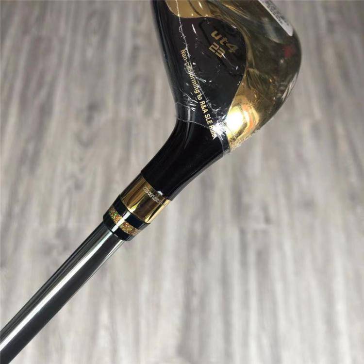A golf club