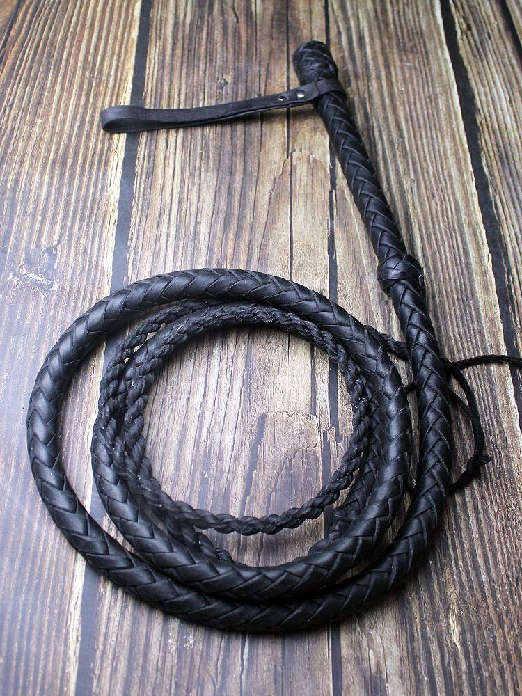 French pure cowhide whip, fitness whip, whip, adult soft whip, bull whip martial arts whip shadow television props