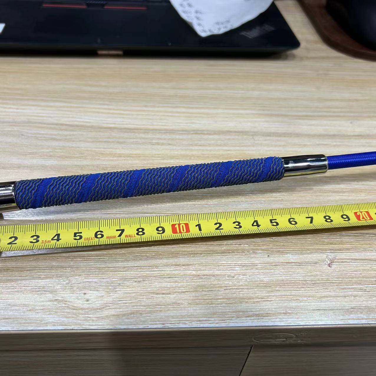 Export inventory Equestrian whipping split split jewel blue will be 1.1 meters long