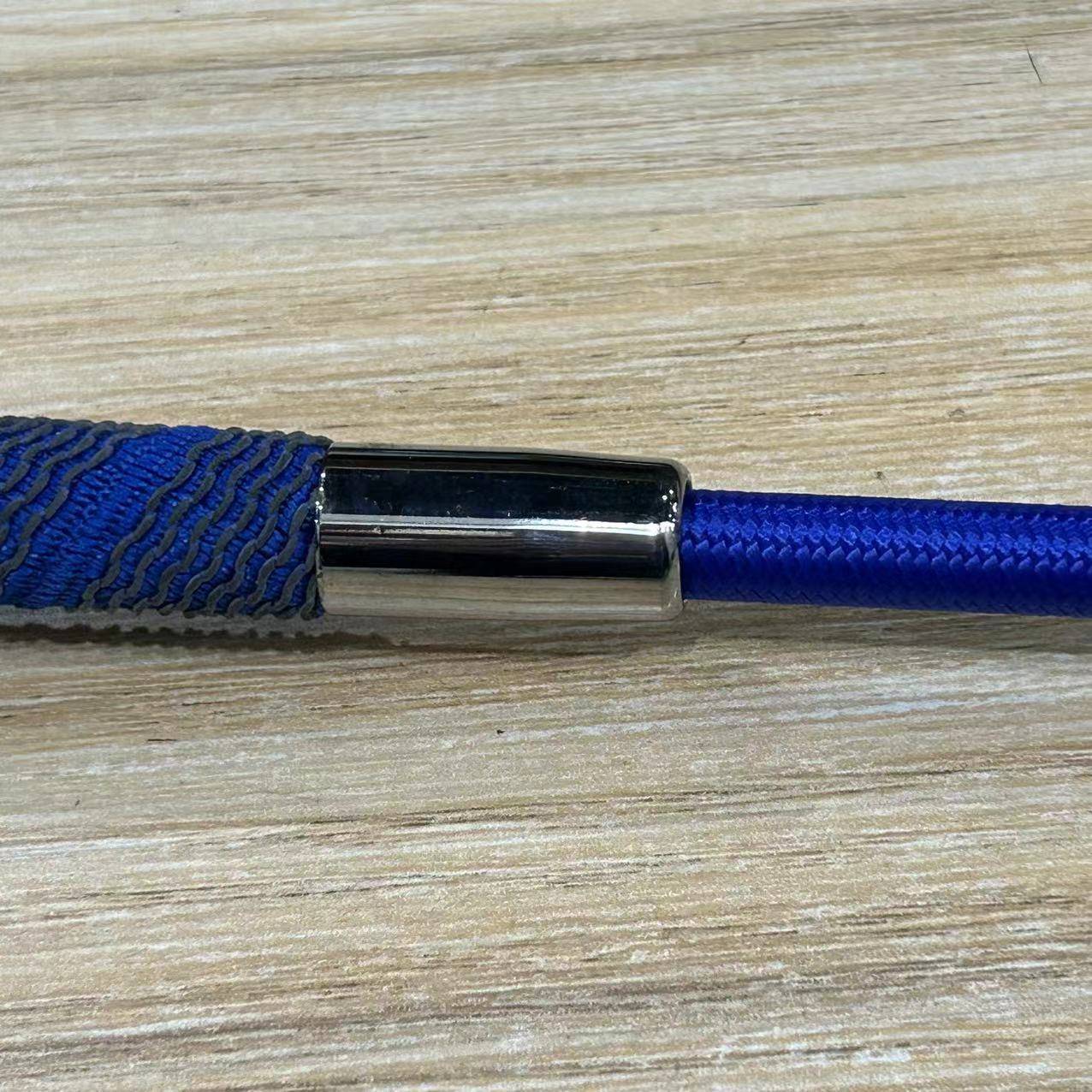 Export inventory Equestrian whipping split split jewel blue will be 1.1 meters long