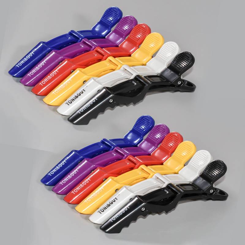 Alligator clamps. Ten