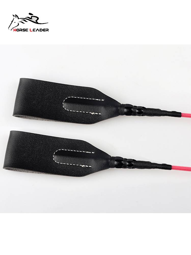 PU SPECIALIZED DANCE WHIPS FOR CHILDREN WITH HORSE LASHES AND TRAINING IN THE USE OF HORSE VELVET EQUIPMENT FOR BARRIER WHIPS