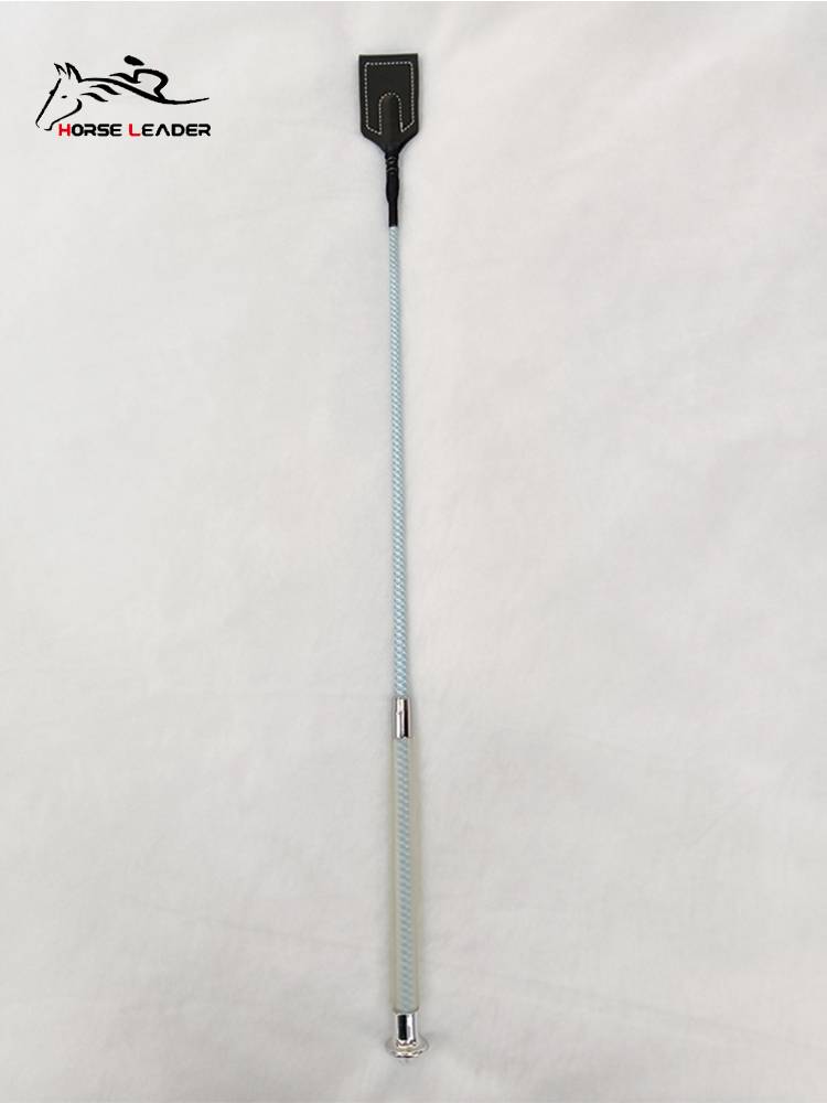 PU SPECIALIZED DANCE WHIPS FOR CHILDREN WITH HORSE LASHES AND TRAINING IN THE USE OF HORSE VELVET EQUIPMENT FOR BARRIER WHIPS