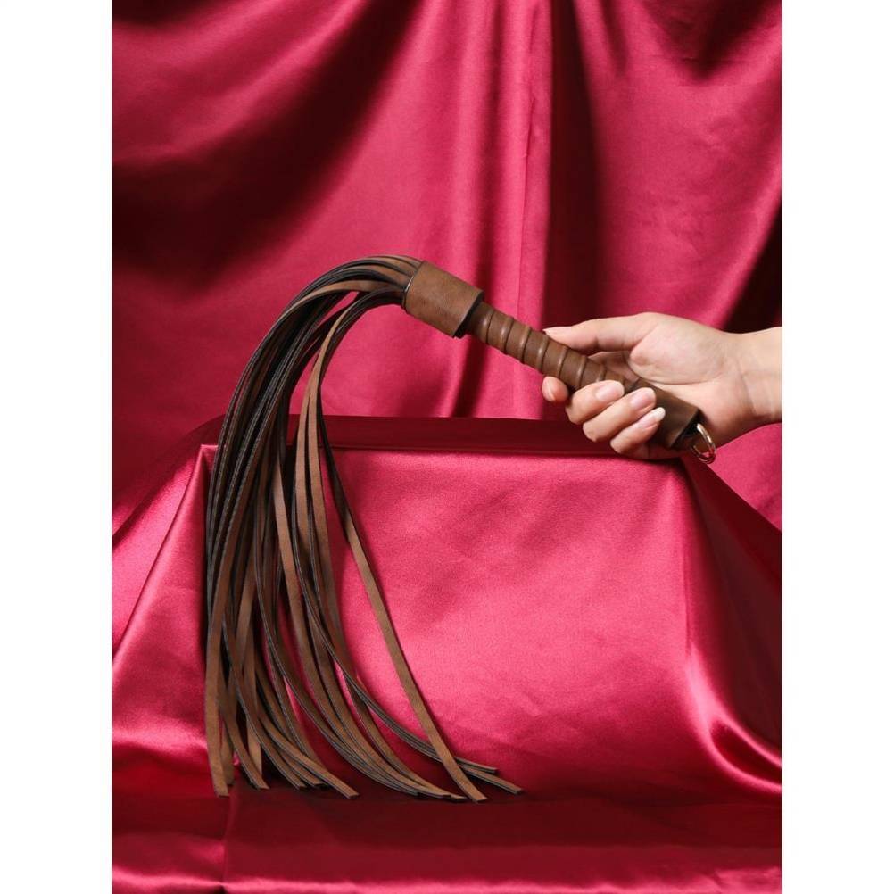 SP tools Sandllow whip small whip small circle practical tool novice novice does not hurt macaron pink black whip peel