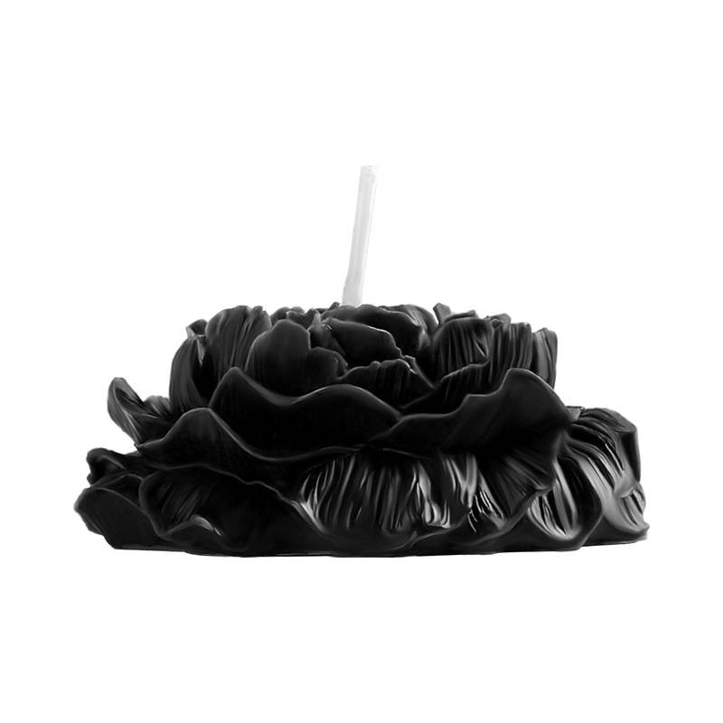 Black Pyramids low-temperature candles