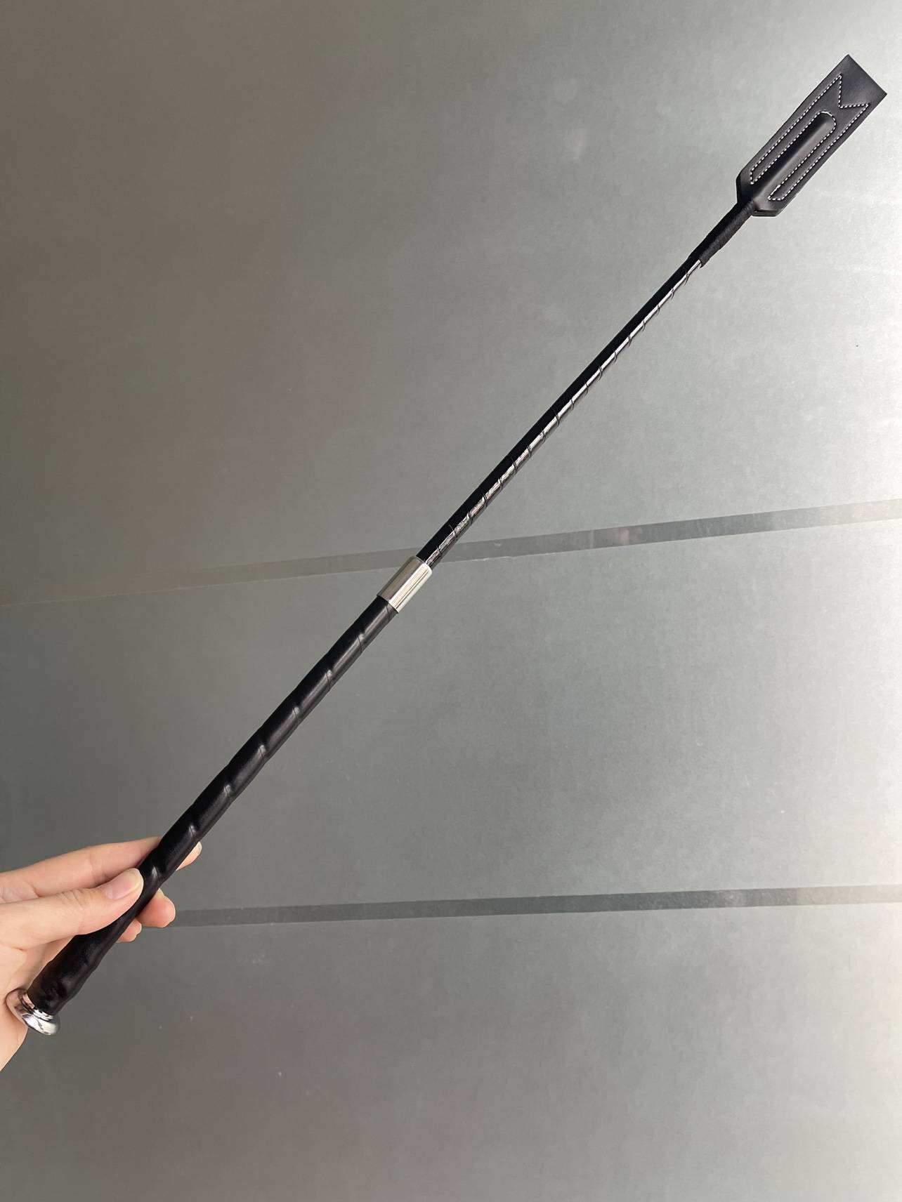 the horse whips, the barrier whips, the horse whips, the horse whips, the short whips, the knight whips, 65 cm