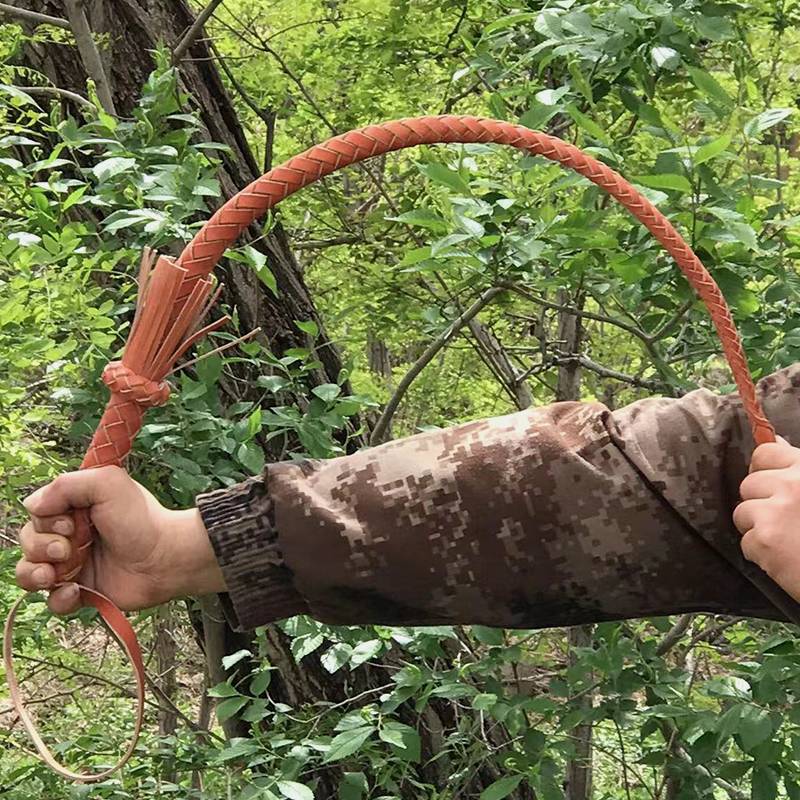 Pure cowhide whip horse horsema products SM leather horse whip riding dog decorative film and television props