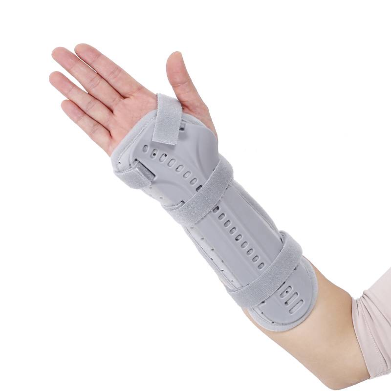 Wrist ruler radius wrist joint remote forearm arm fracture fixed bracket splin plate bracket camisole fist -care