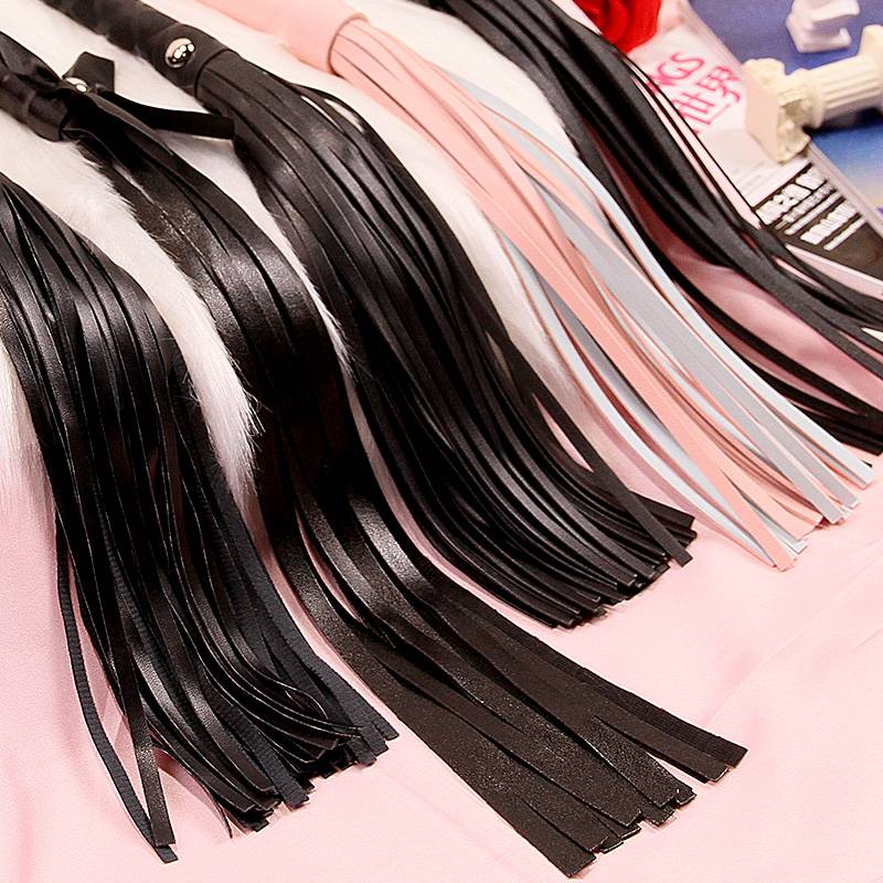 SP tools Sandllow whip small whip small circle practical tool novice novice does not hurt macaron pink black whip peel