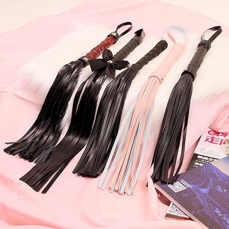 SP tools Sandllow whip small whip small circle practical tool novice novice does not hurt macaron pink black whip peel