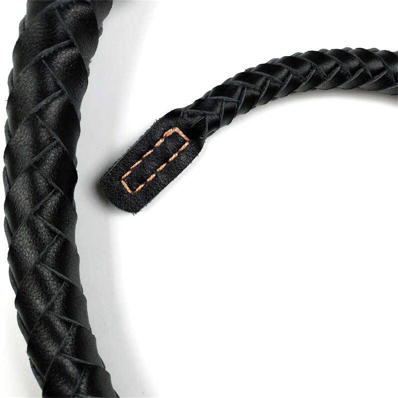 Cowhide Vallest Skin Short Body Short Whistle Palace Film and Television Pruder Flip Soft whip, handmade leather whip